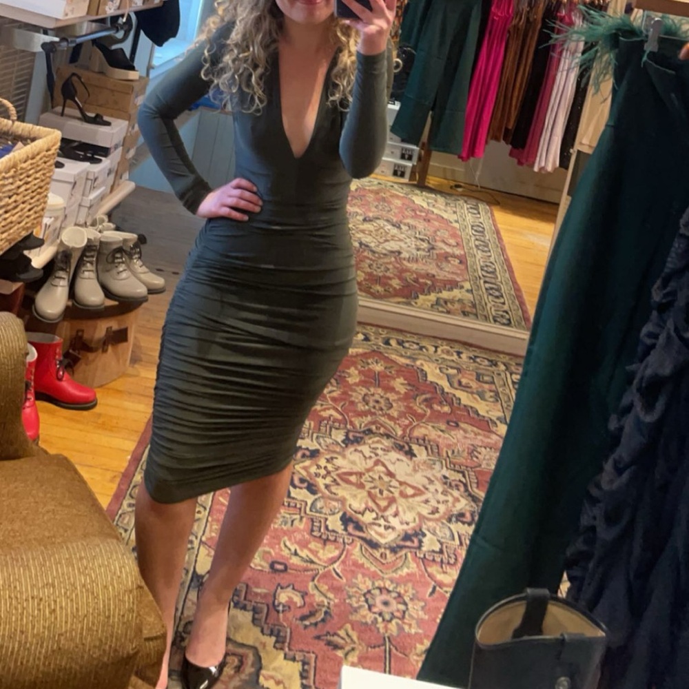 Elegant Green Long Sleeve Dress